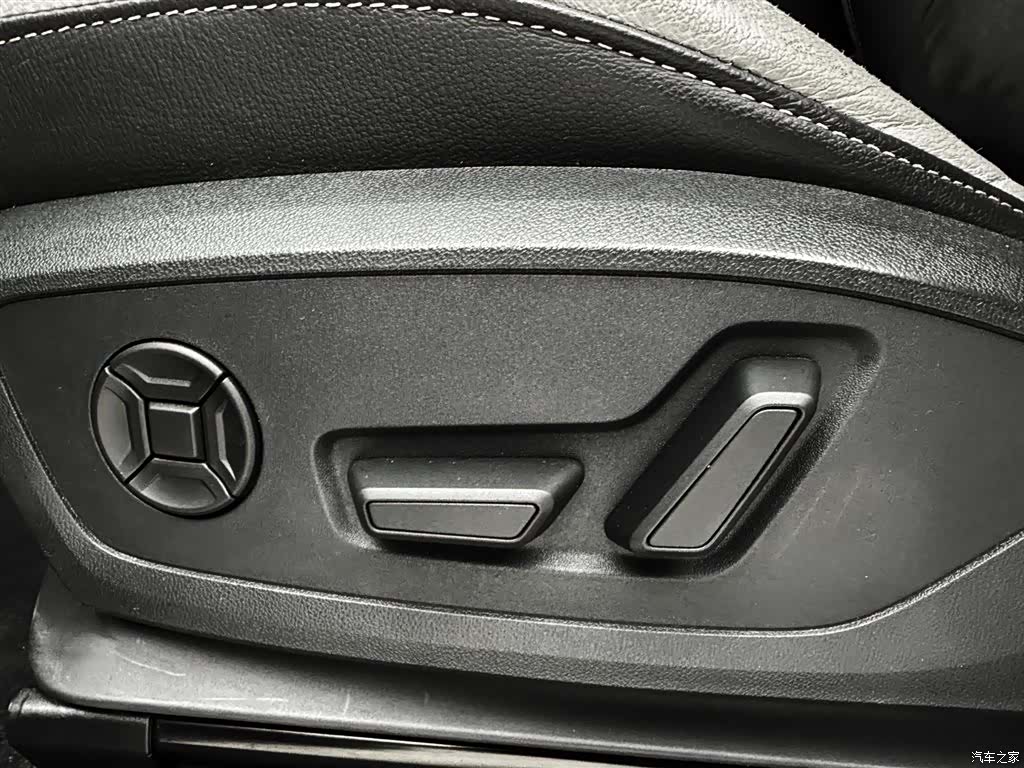 Audi Q3, 2022 13