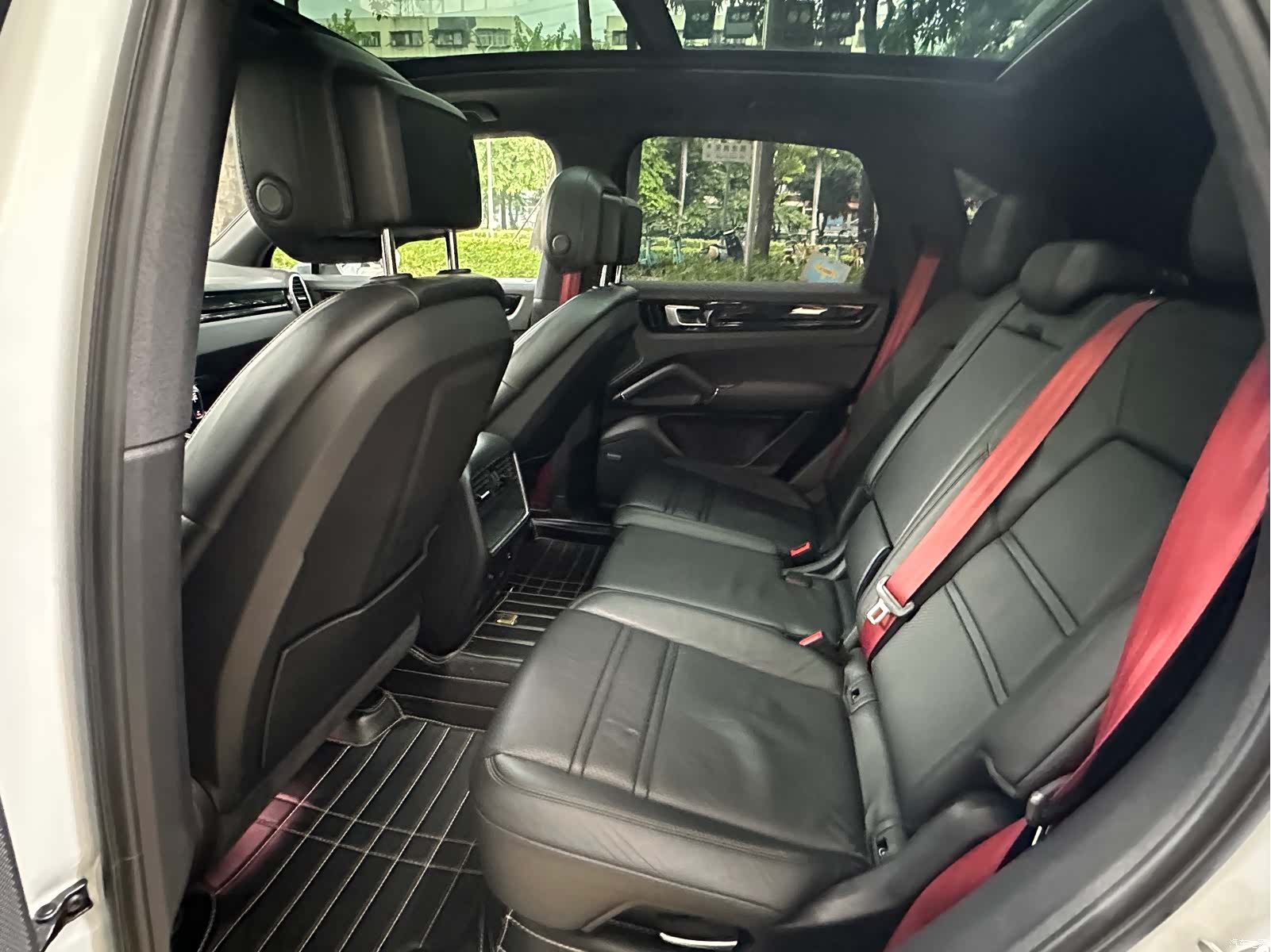 Porsche Cayenne, 2020 все фото