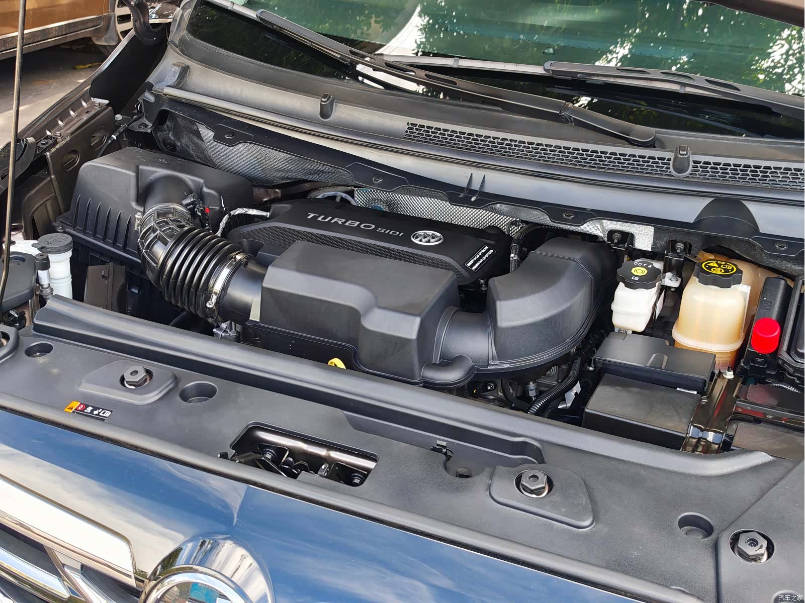 Buick GL8, 2023 8