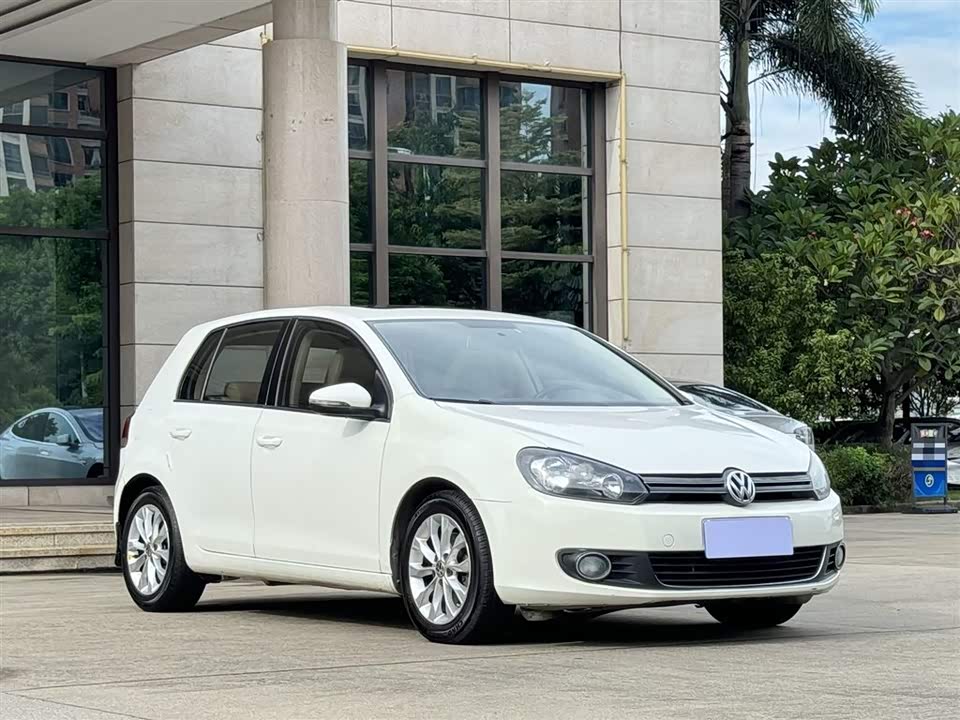 Volkswagen golf