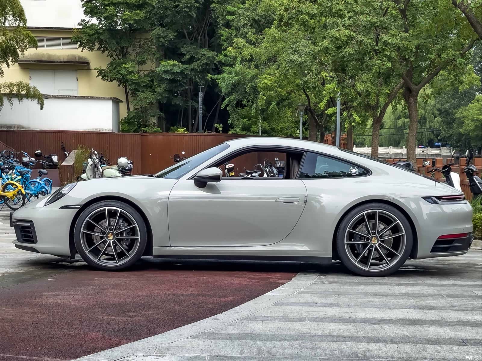 Porsche 911, 2020 все фото