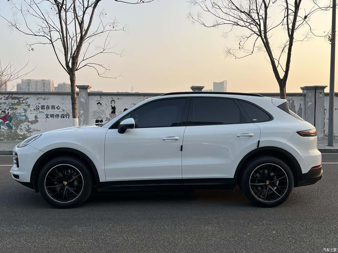 Porsche Cayenne, 2019 11
