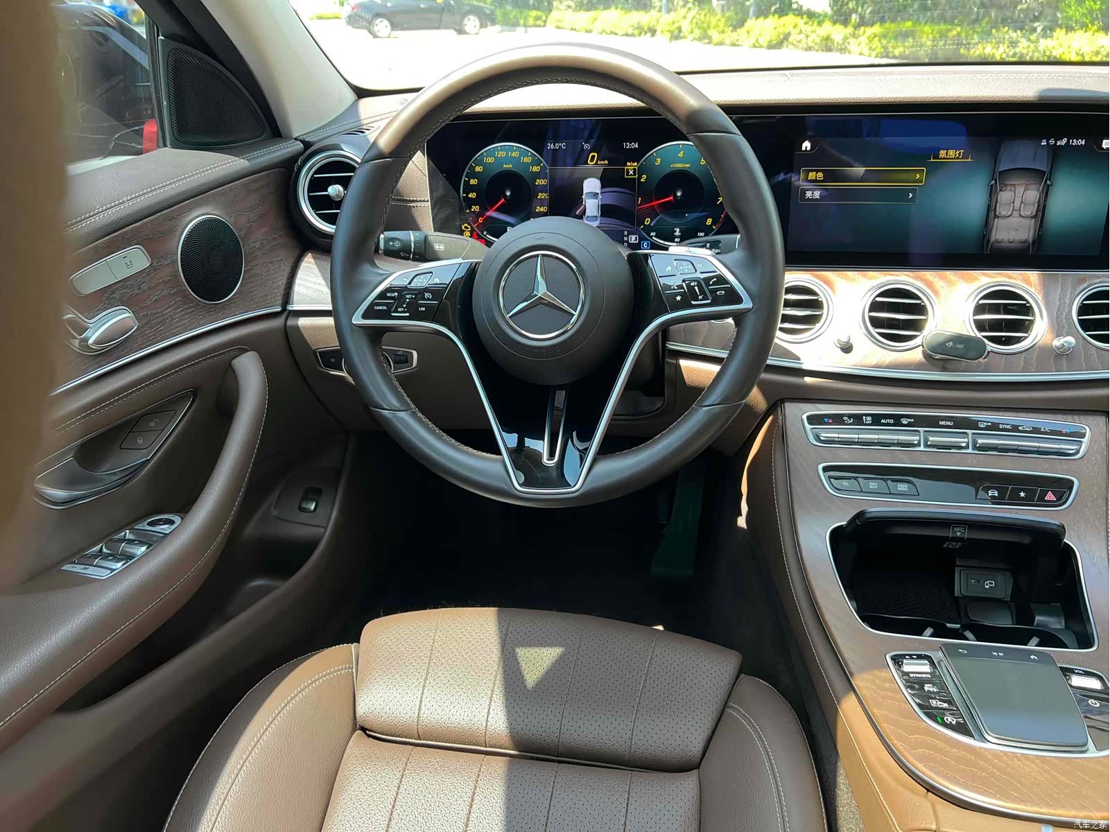 Mercedes-Benz E-Class, 2023 19