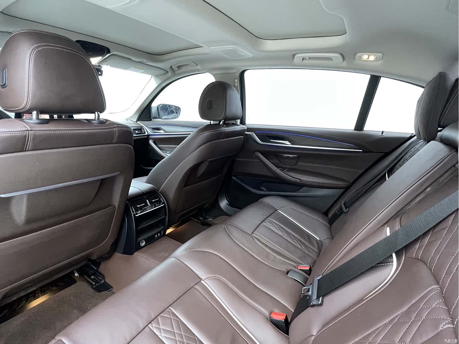 BMW 5 Series, 2020 9