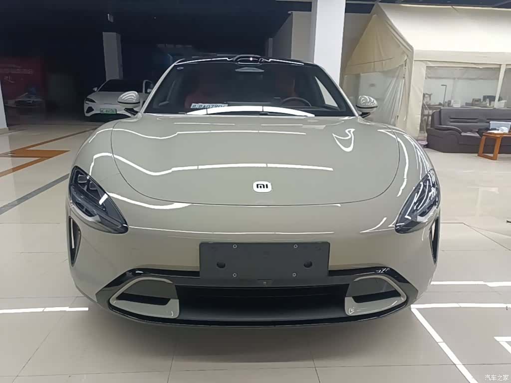 Xiaomi SU7, 2024 3