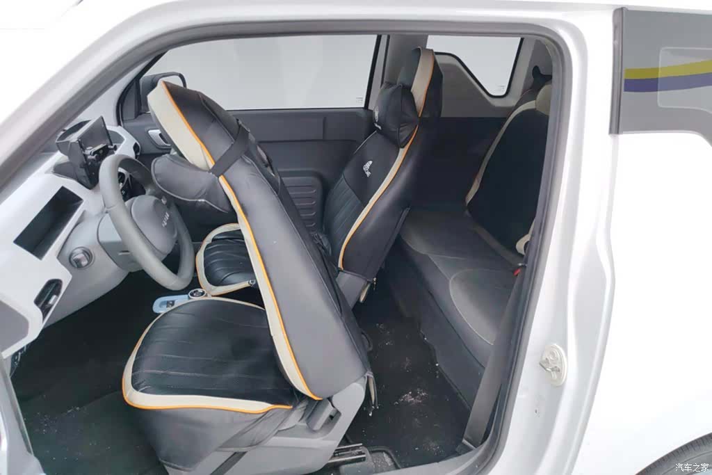 Geely Panda, 2025 11