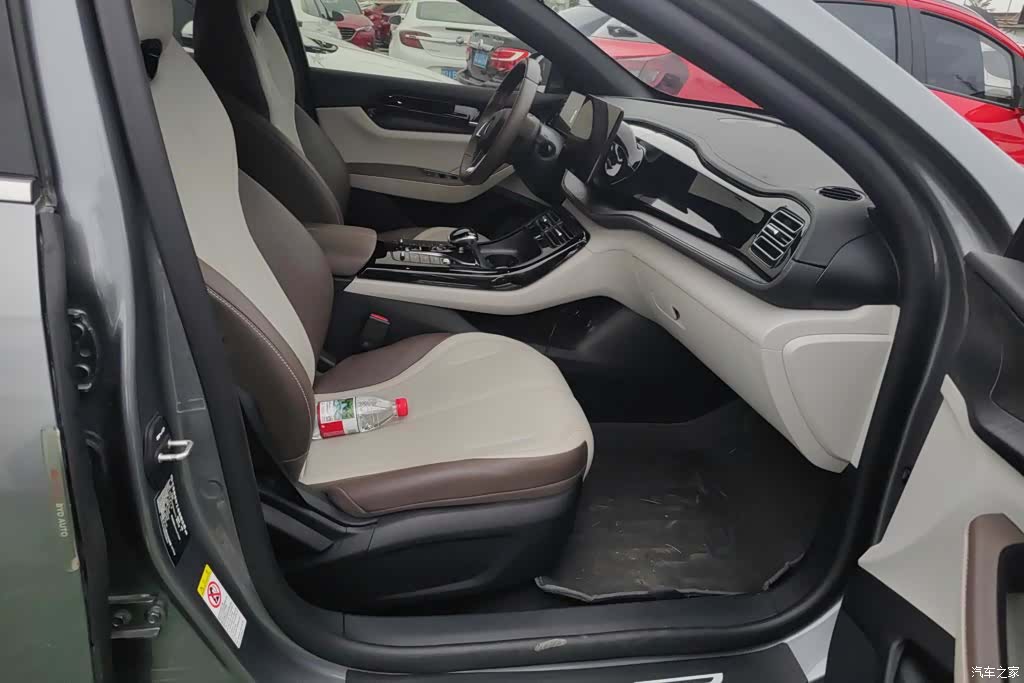 BYD Qin, 2024 8