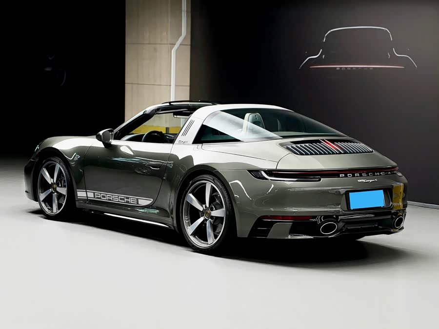Porsche 911 2021, фото 6