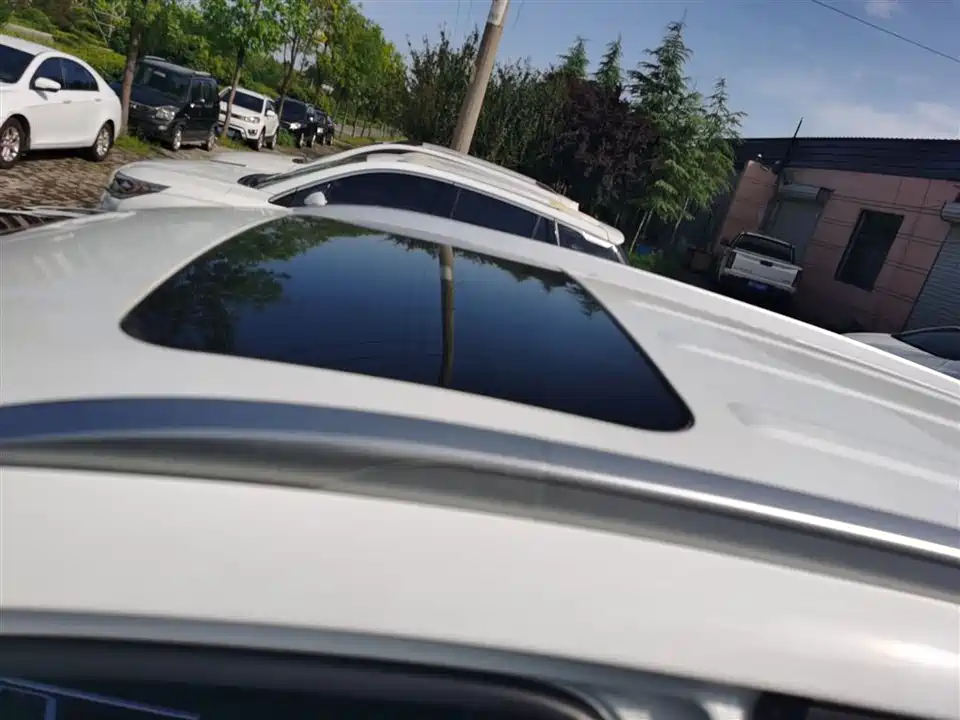 Geely Vision X6