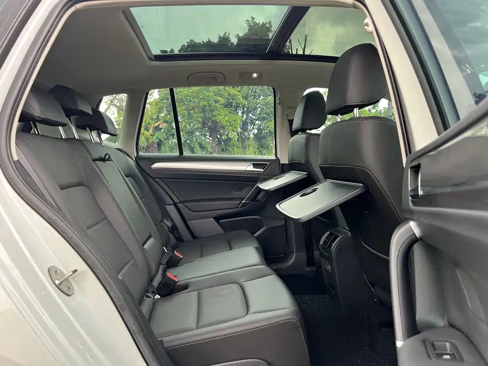 Volkswagen Golf*Jiayu