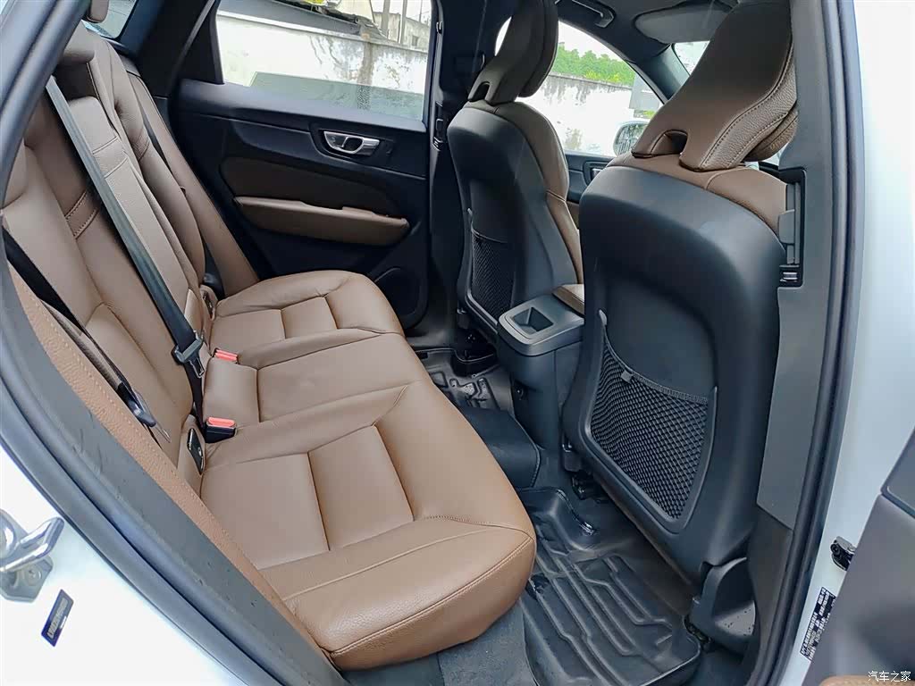 Volvo XC60, 2021 11