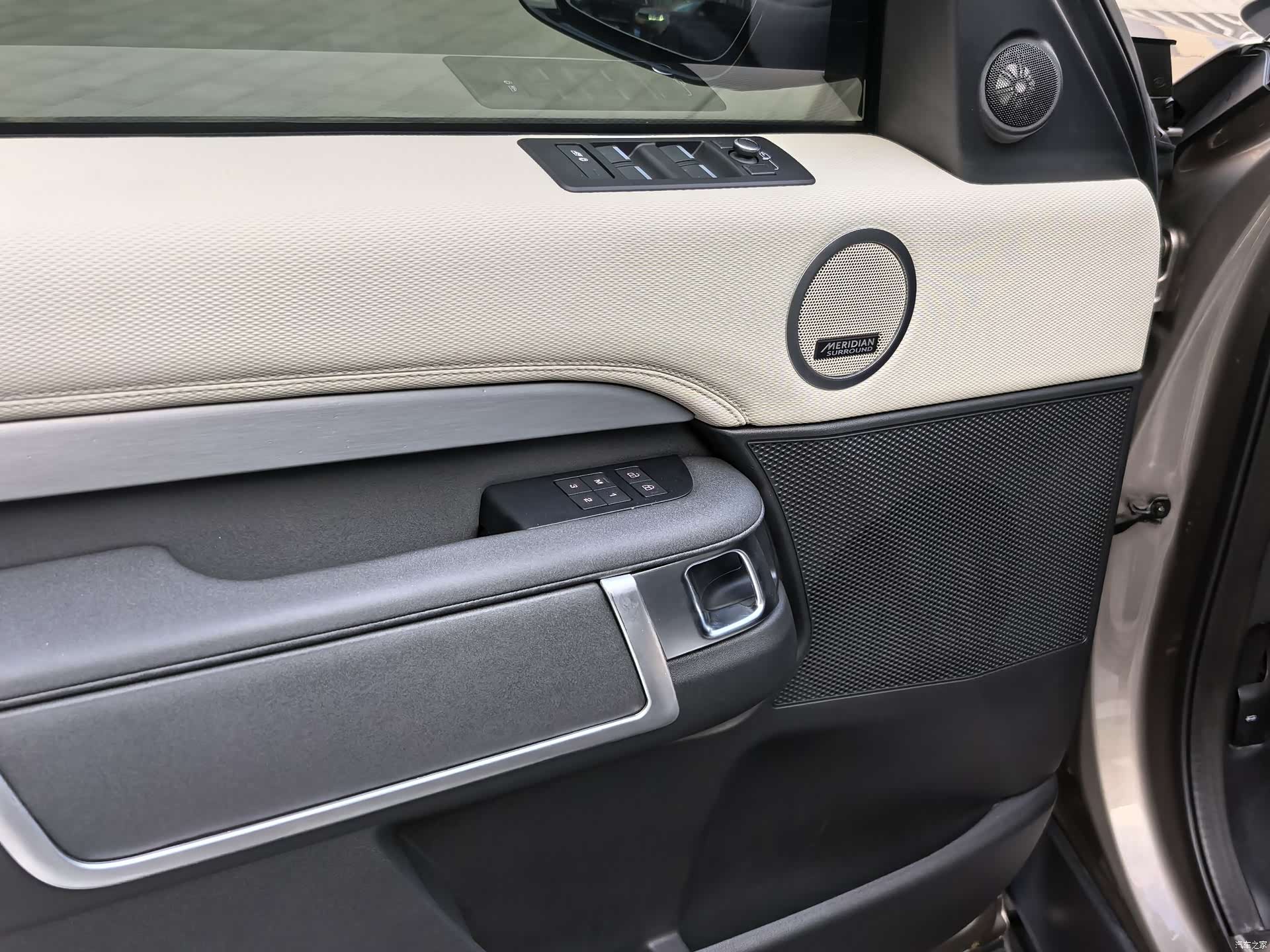 Land Rover Discovery, 2021 8
