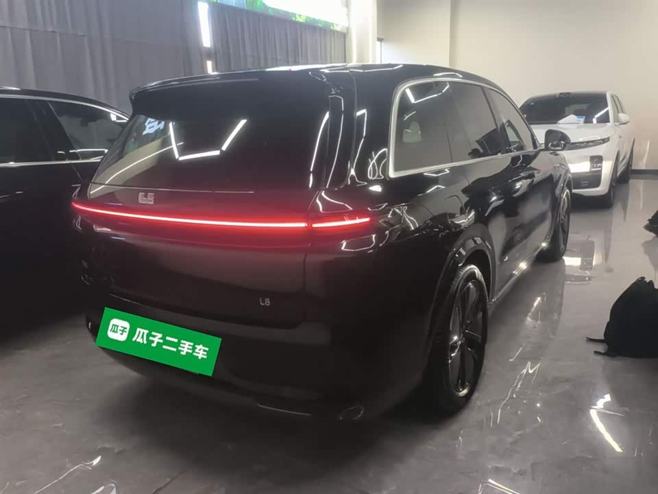 Li Auto Ideal L8