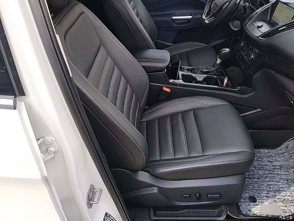 Ford Kuga, 2017 25