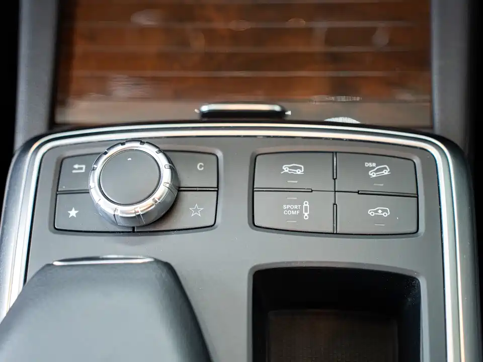 Mercedes-Benz M class