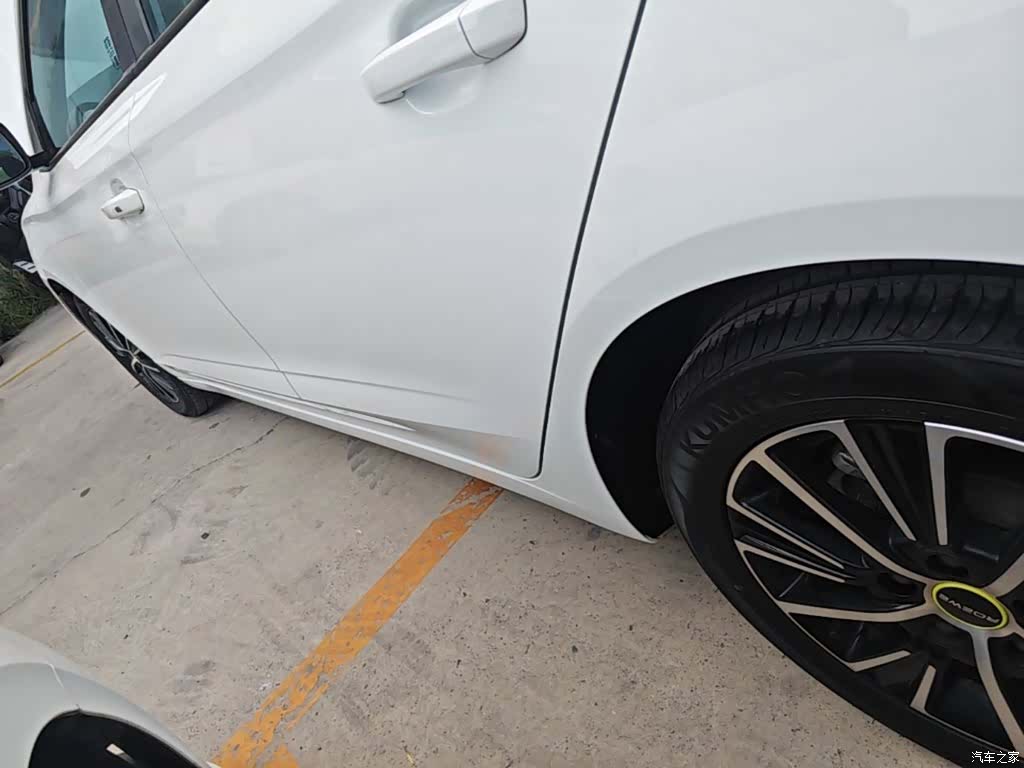 Roewe i5, 2023 22