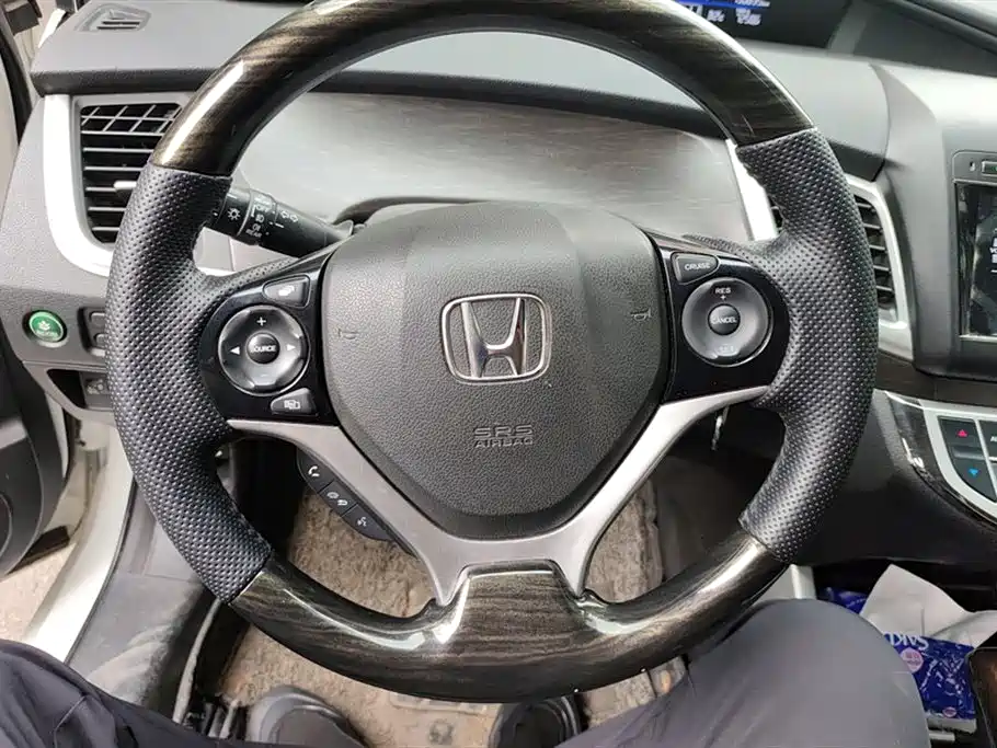 Honda Jade