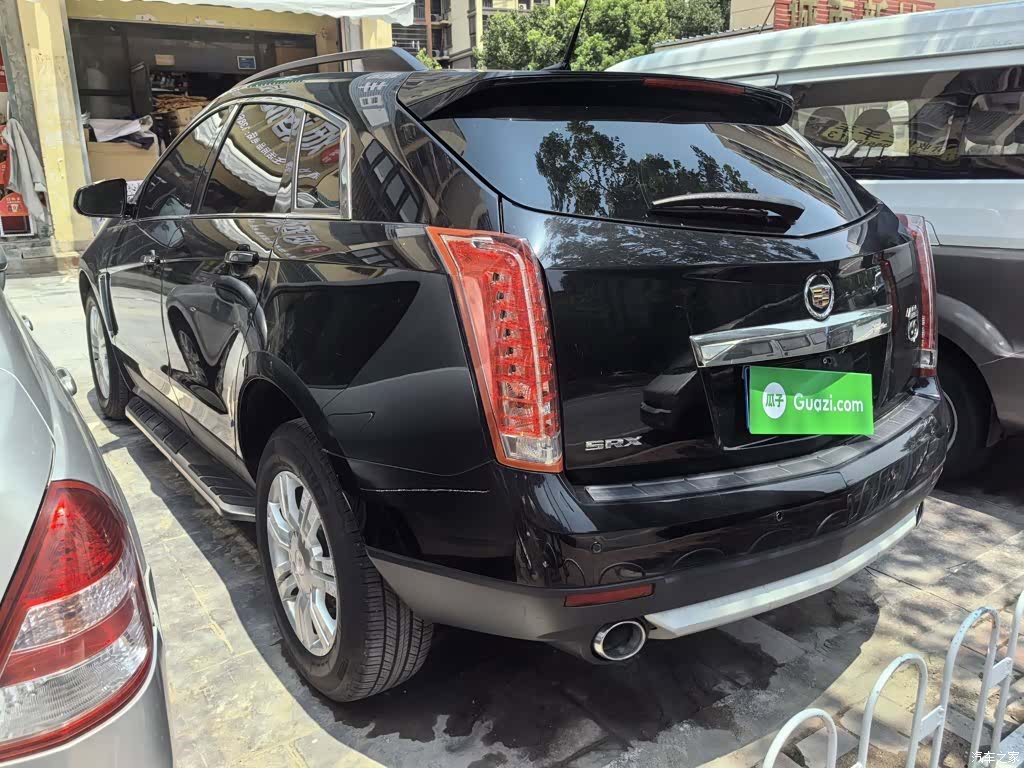 Cadillac SRX, 2015 все фото
