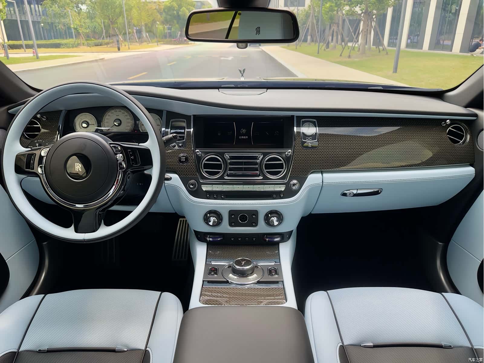 Rolls-Royce Wraith, 2021 18