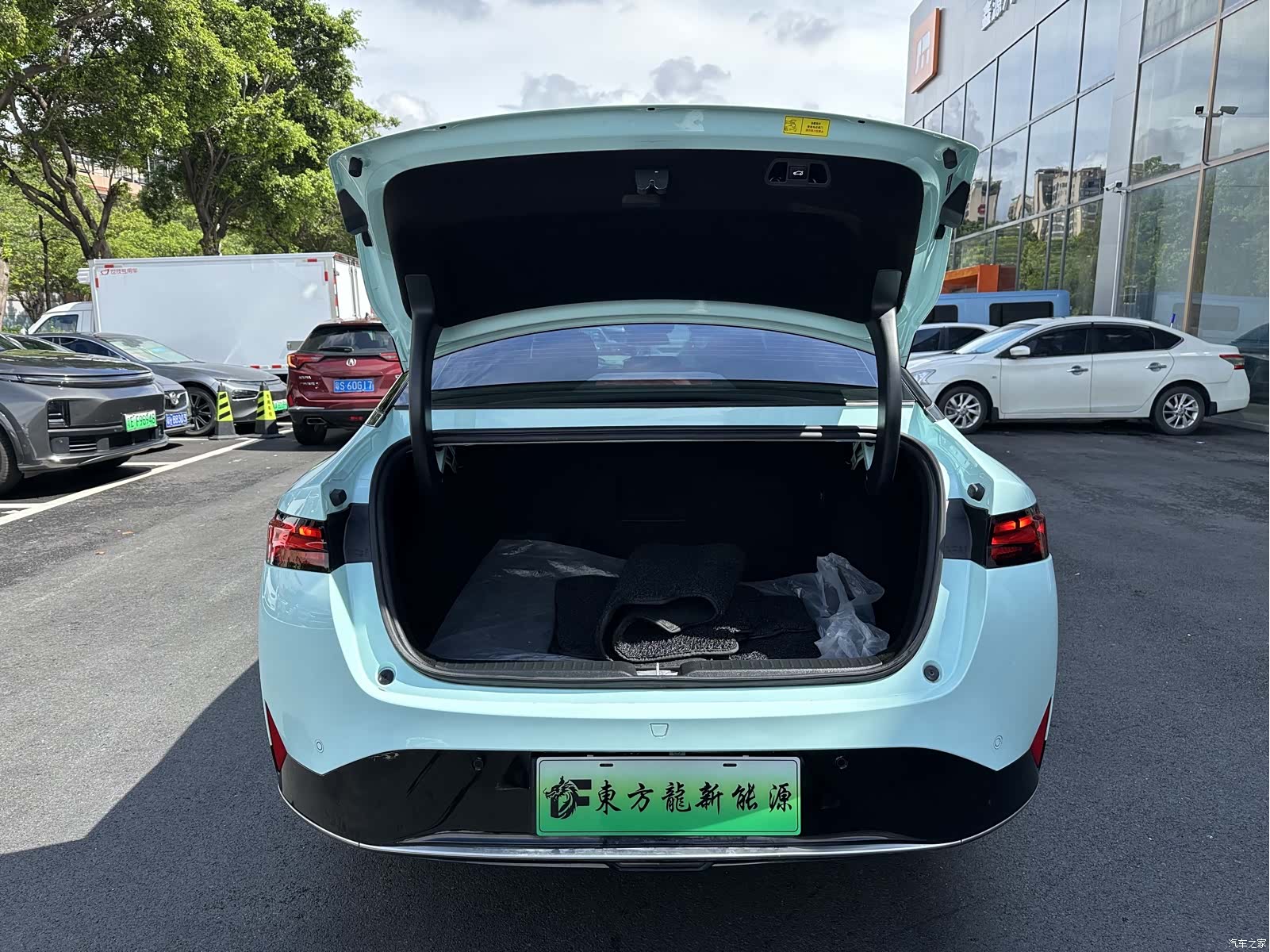 Xpeng P5, 2022 22