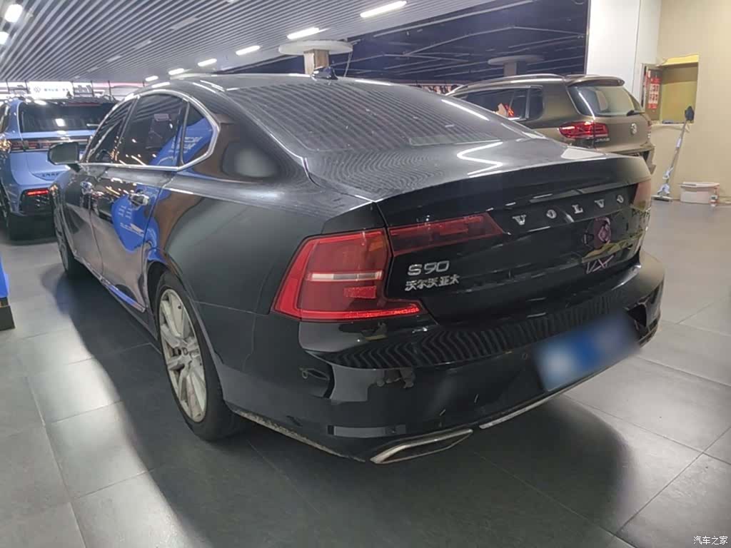 Volvo S90, 2017 все фото