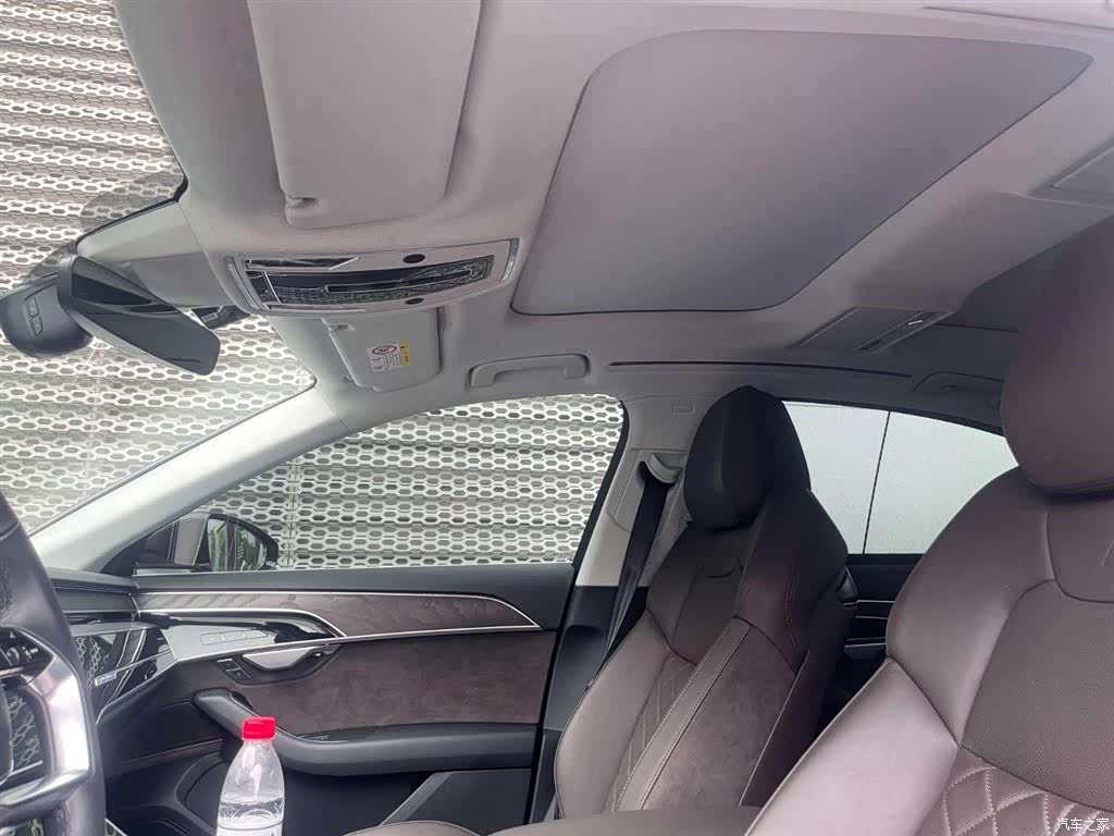 Audi A8L, 2021 6