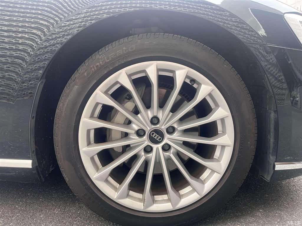 Audi A8L, 2021 11