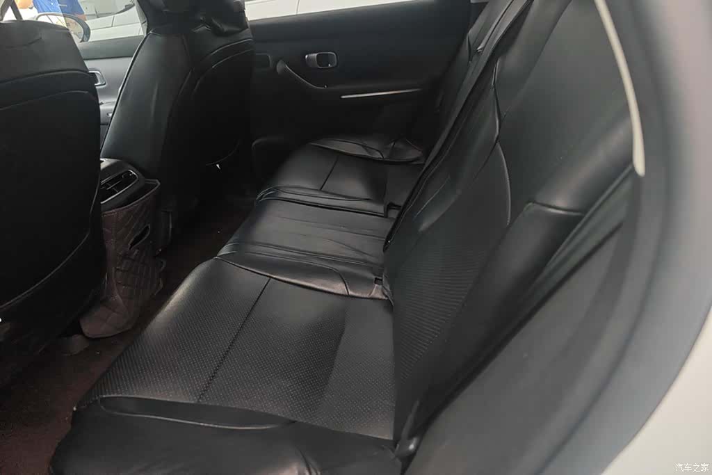 Leapmotor C10, 2025 11