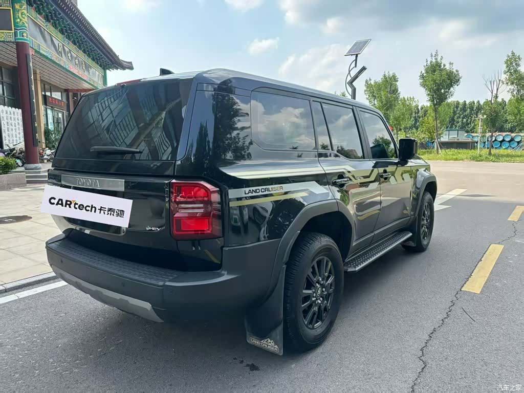 Toyota Prado, 2024 3