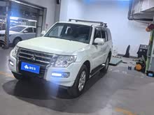 ������(����) 2016�� 3.0L �Զ���׼�� ��V