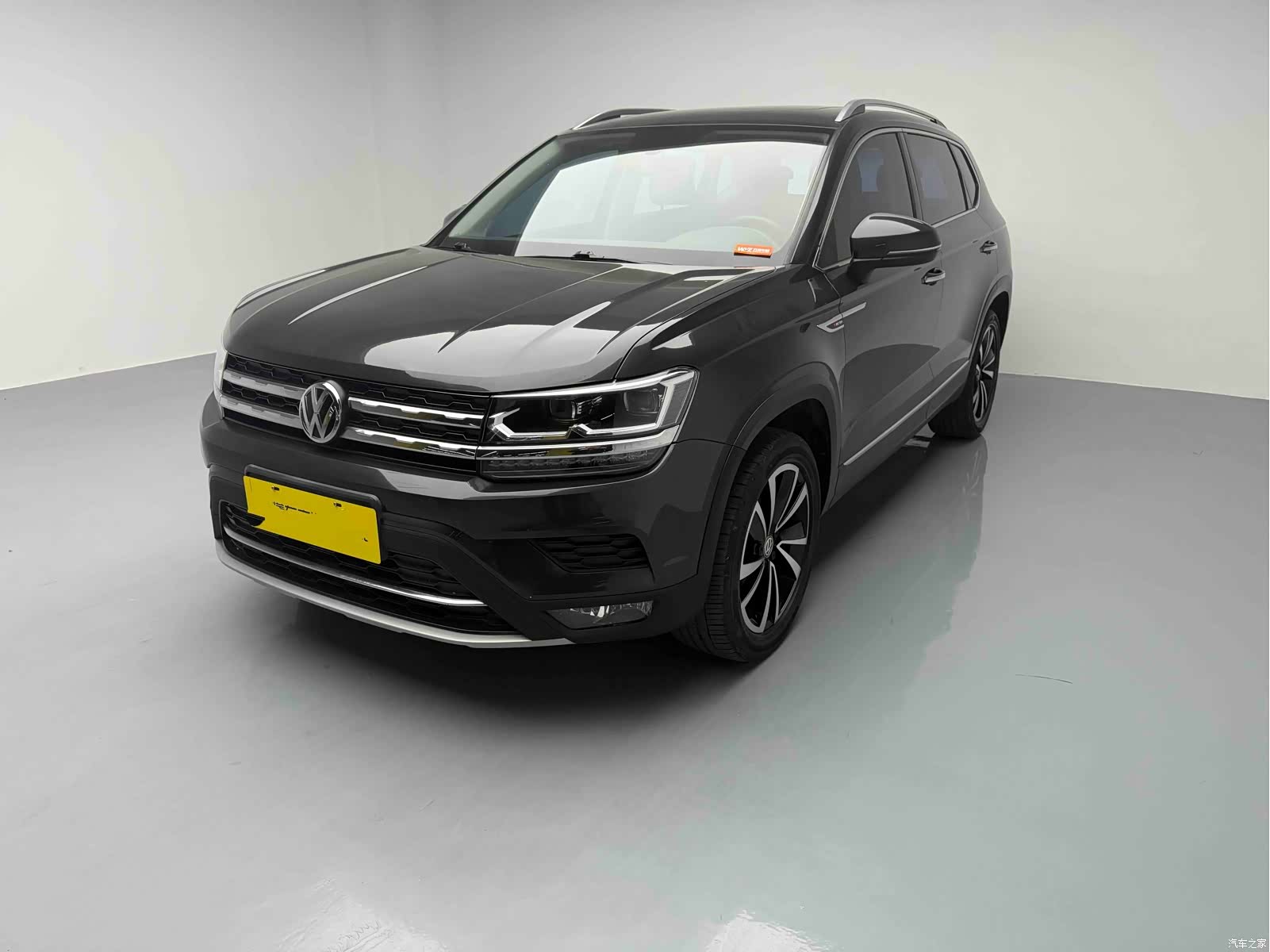 Volkswagen Tharu, 2020 1