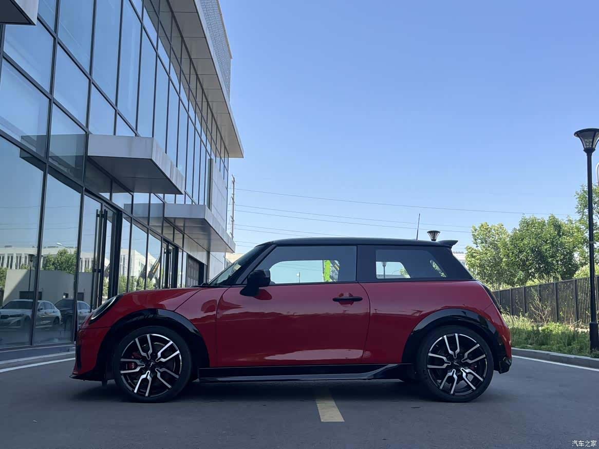 Mini Cooper, 2025 3