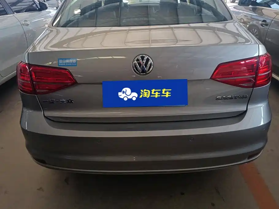 Volkswagen Sagitar