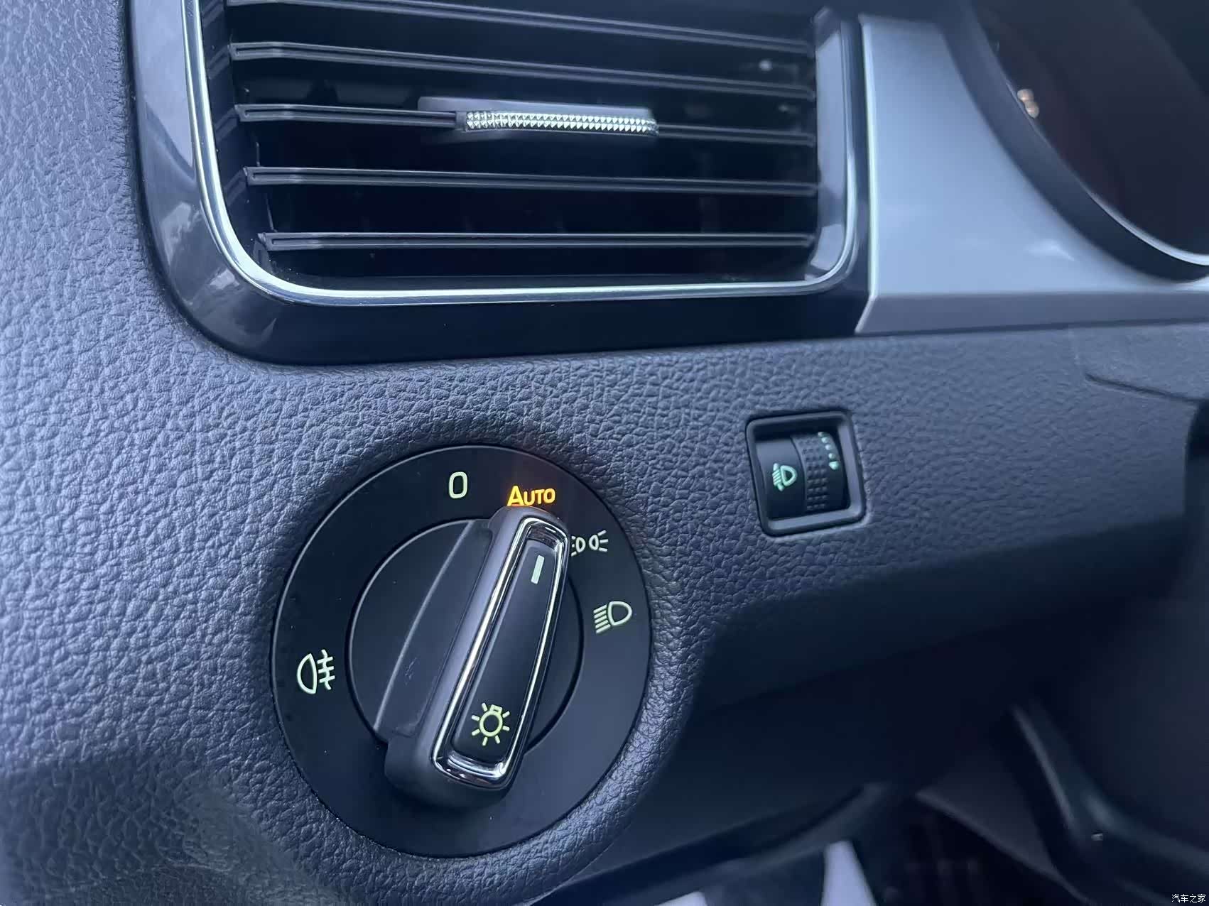 Skoda Rapid, 2020 20