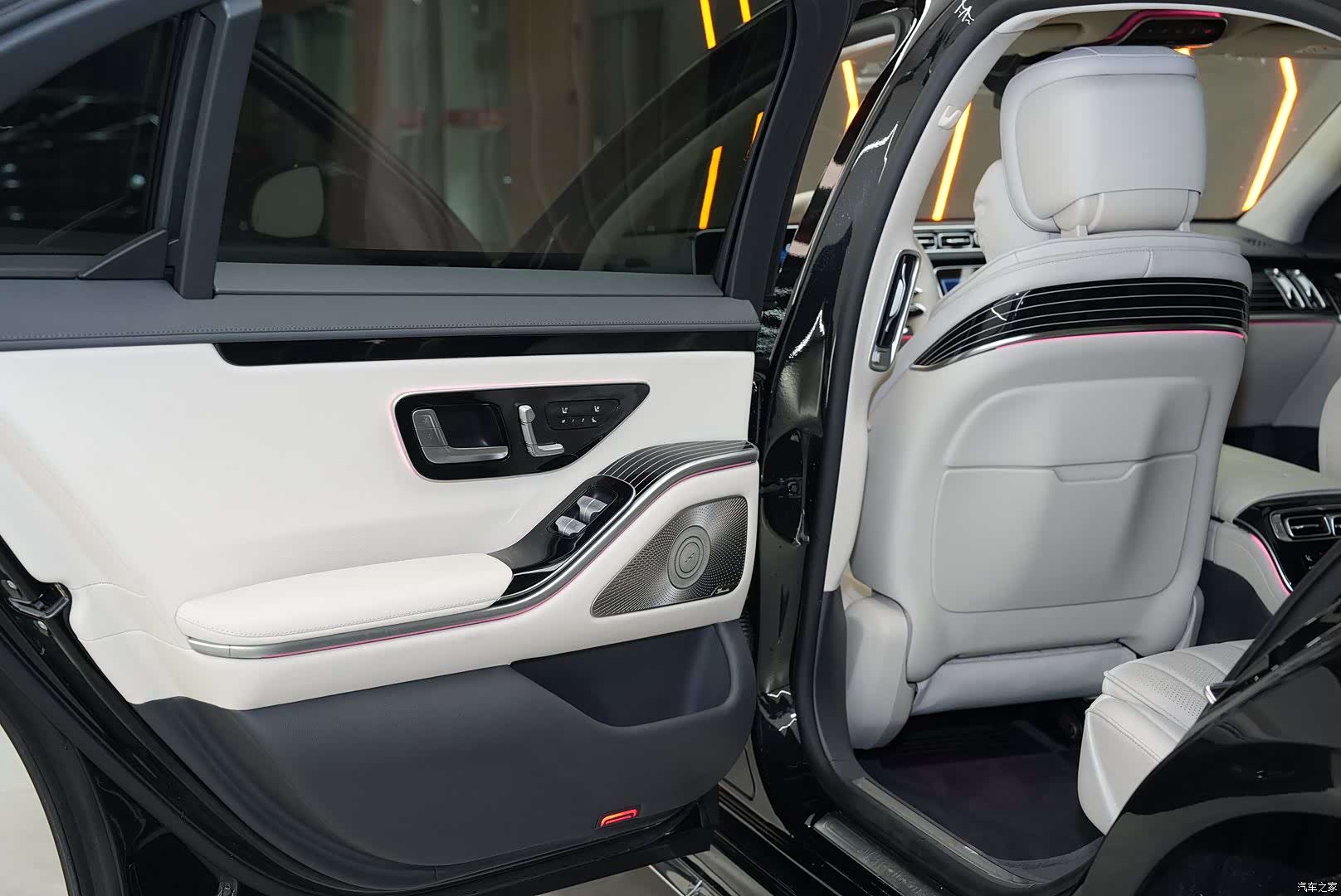 Mercedes-Benz S-Class, 2023 21