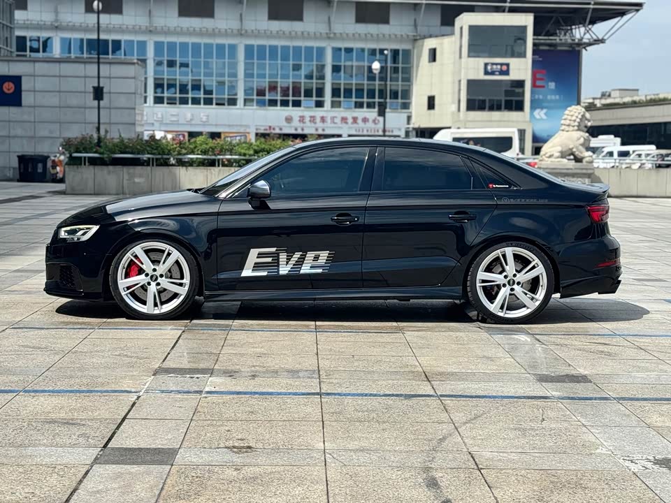 Audi RS 3 Audi RS 3