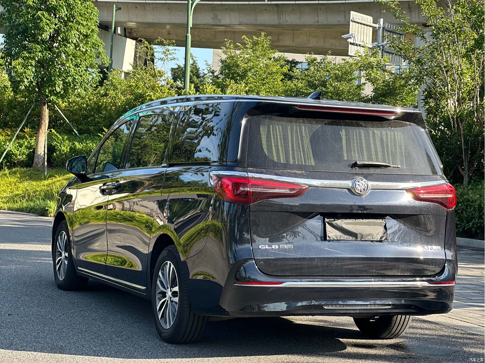 Buick GL8, 2023 4
