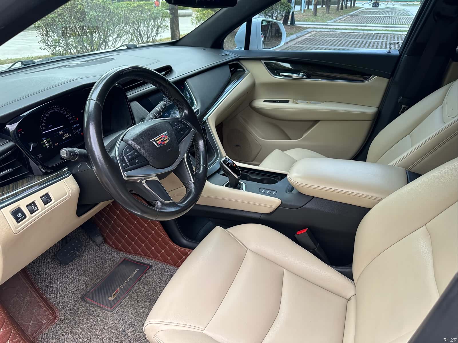 Cadillac XT5, 2017 11
