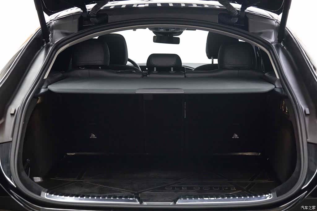 Mercedes-Benz GLE, 2024 8