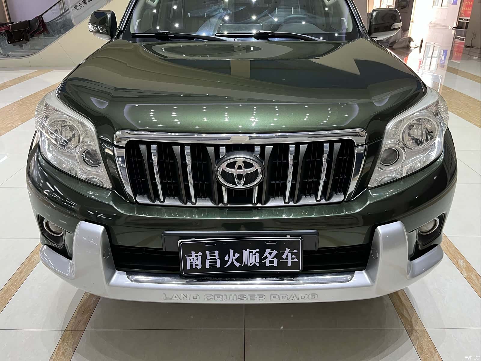 Toyota Prado, 2012 3
