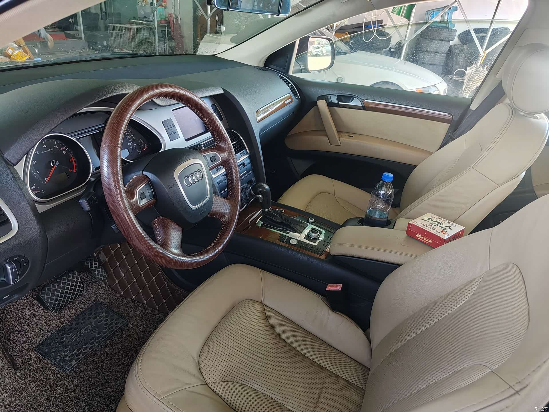 Audi Q7, 2010 28