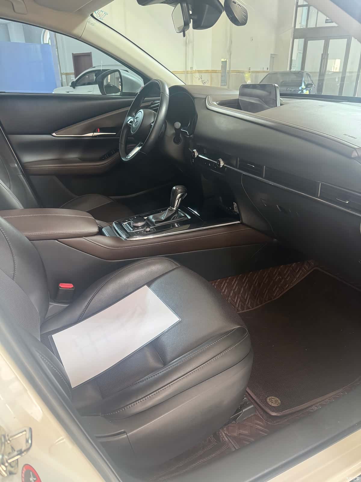 Mazda CX-30, 2022 8