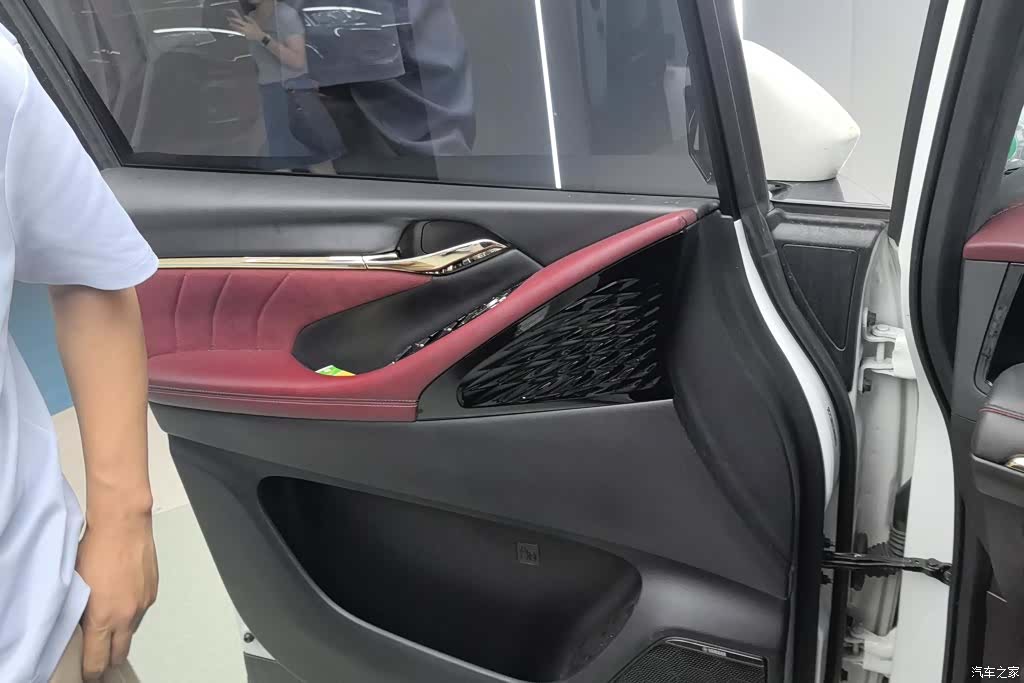 Trumpchi M8, 2023 7