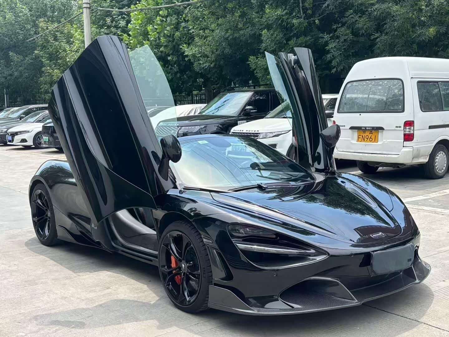 McLaren 720S, 2020 3