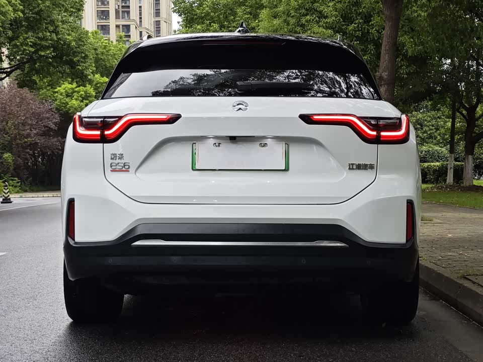 NIO ES6