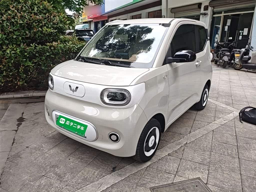 Wuling Mini EV