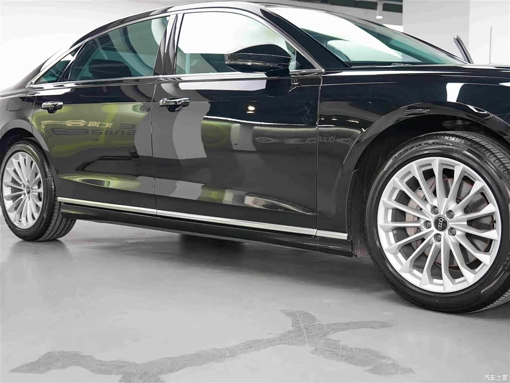Audi A8L, 2025 14