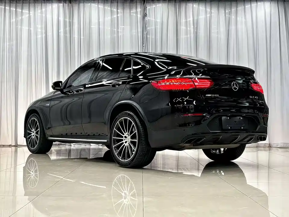 Mercedes-Benz GLC Coupe AMG