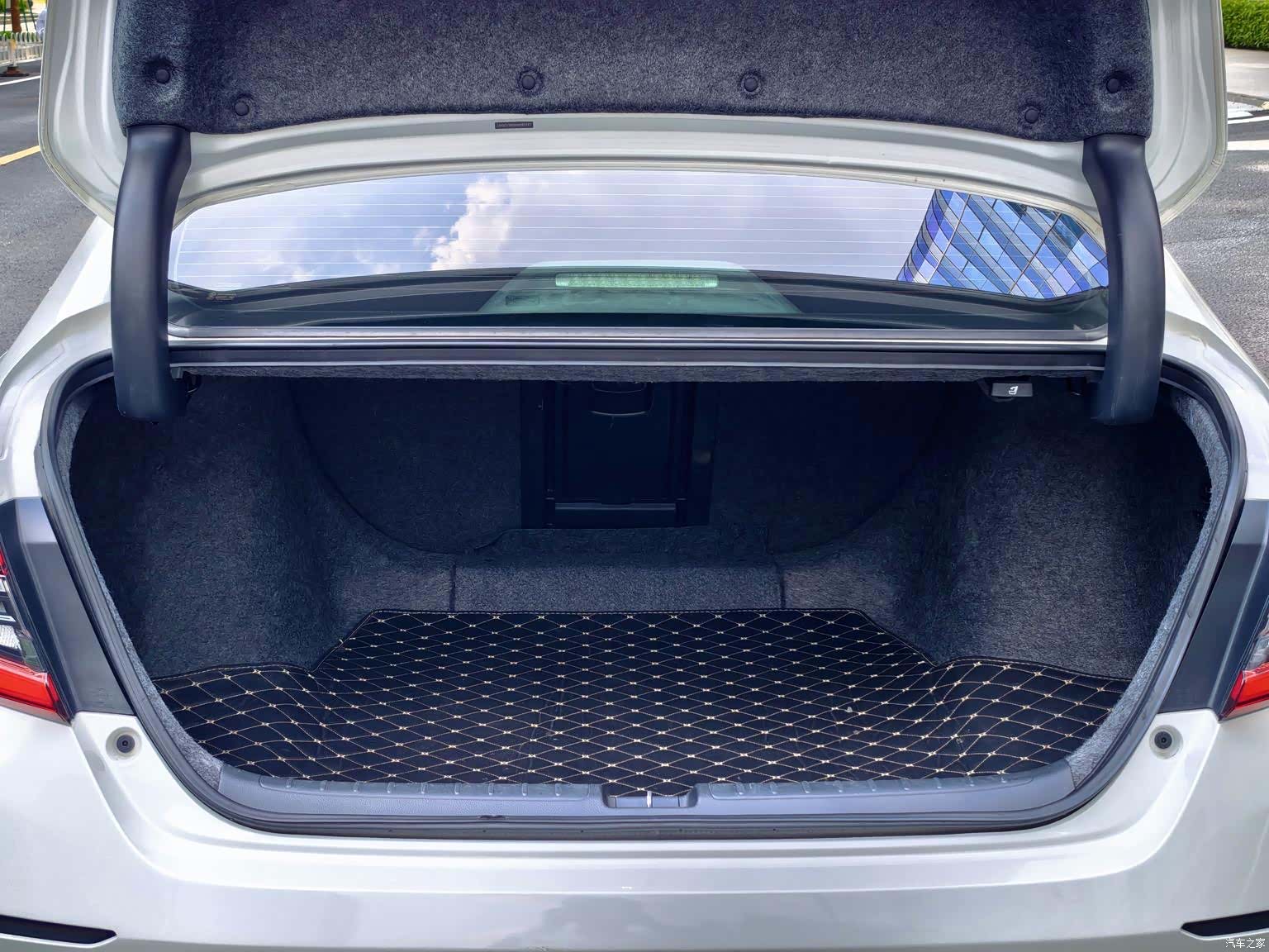 Honda Accord, 2022 32