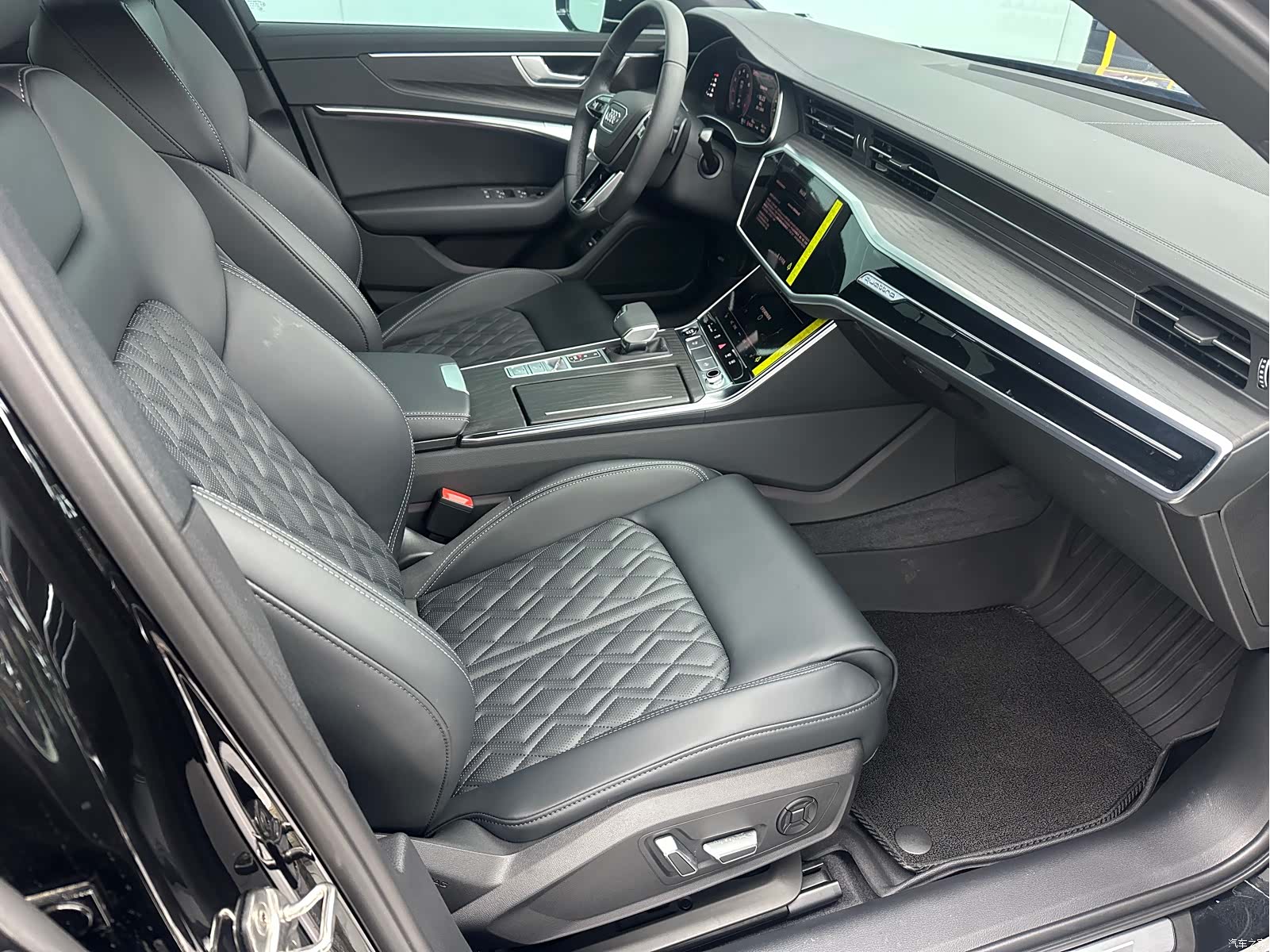 Audi A6L, 2026 10